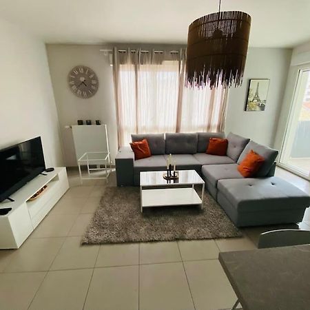 Grand Appt Proche Paris Parking Appartement Aubervilliers Buitenkant foto